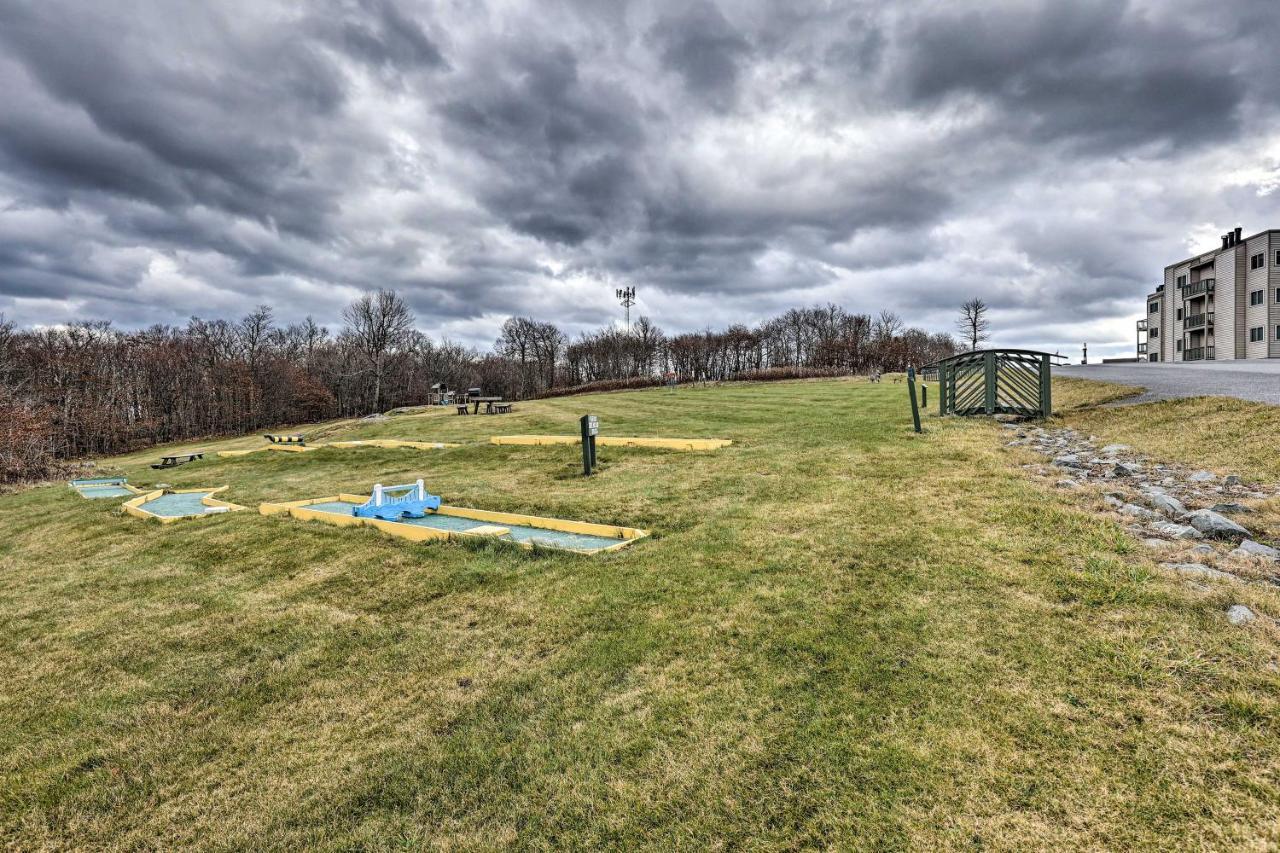 Beech Mountain Resort Condo With Pool Access And Views Eksteriør billede