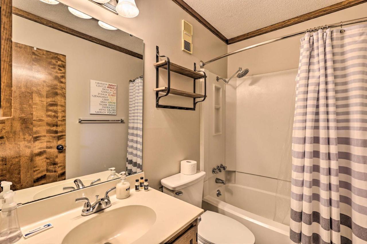 Beech Mountain Resort Condo With Pool Access And Views Eksteriør billede