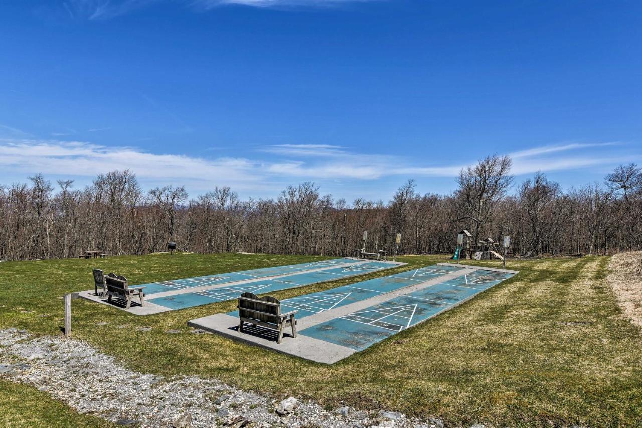 Beech Mountain Resort Condo With Pool Access And Views Eksteriør billede