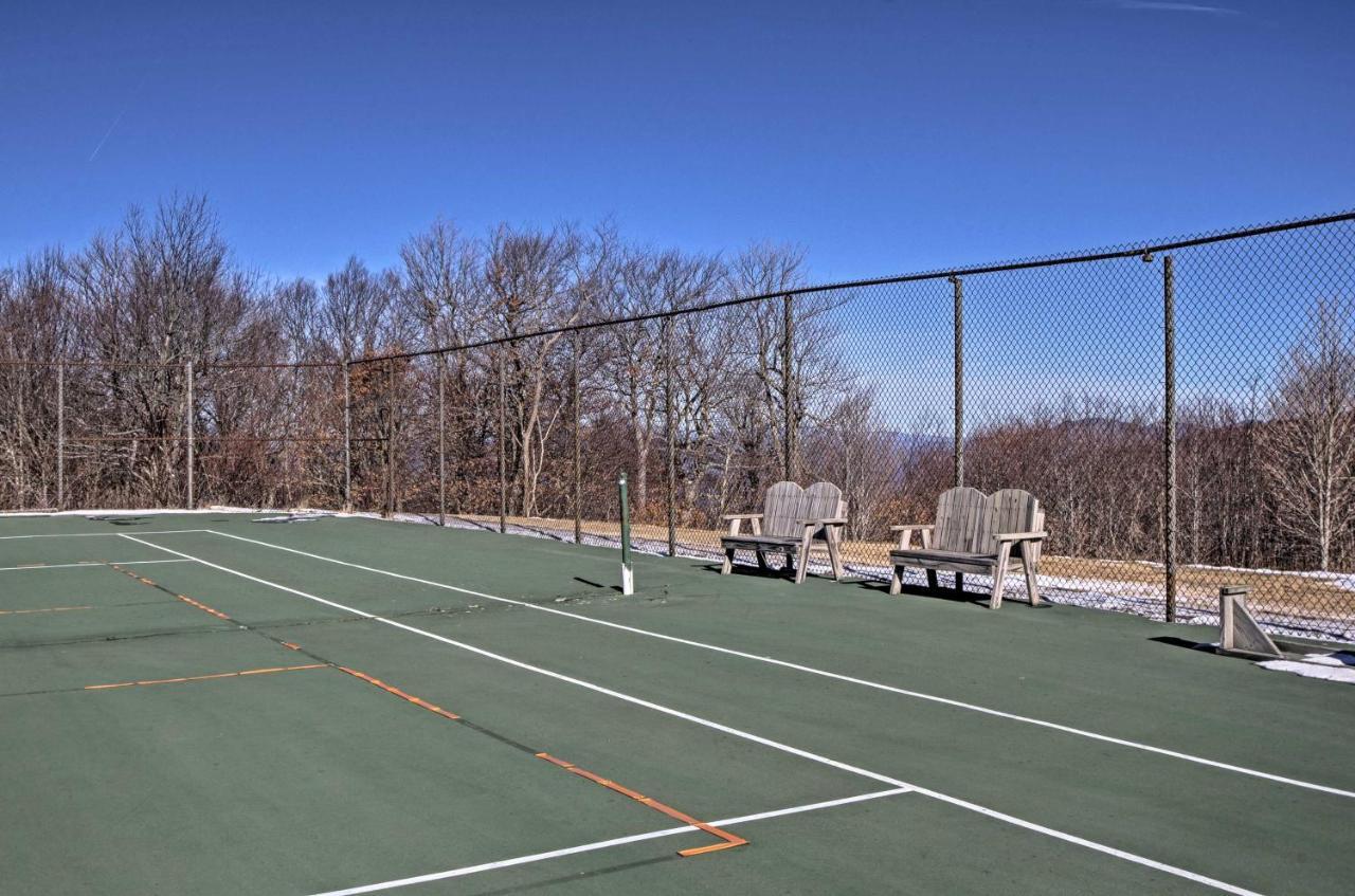 Beech Mountain Resort Condo With Pool Access And Views Eksteriør billede