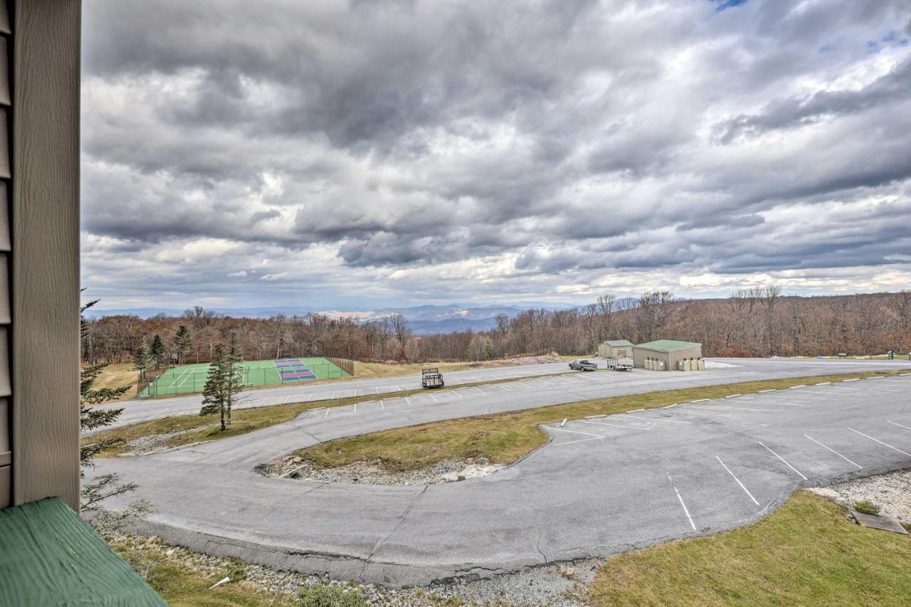 Beech Mountain Resort Condo With Pool Access And Views Eksteriør billede